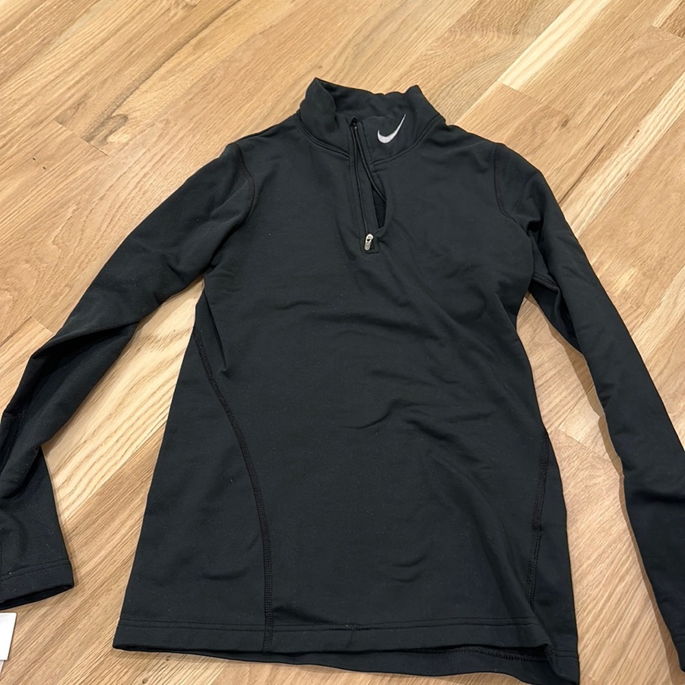 Nike workout pullover